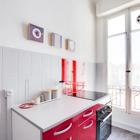 Apartament Plein Center Cozy Studio With Independent Kitchen *